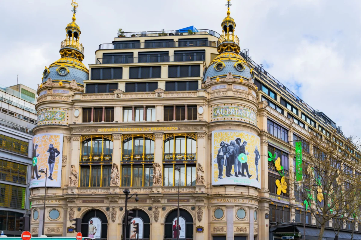 France Luxury Stores Board Up Ahead of Fresh Protests