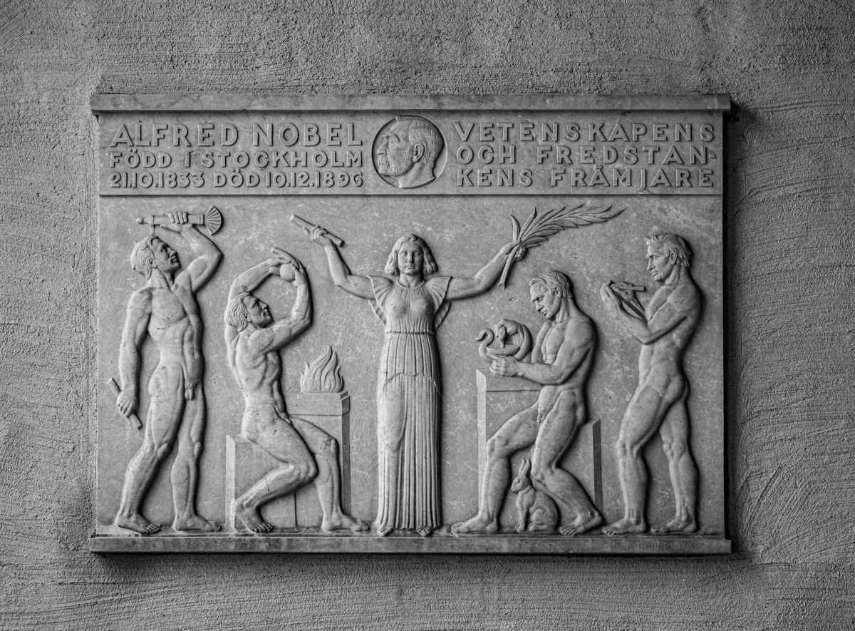 US and German Scientists Win Nobel Medicine Prize for Light and Brain Research