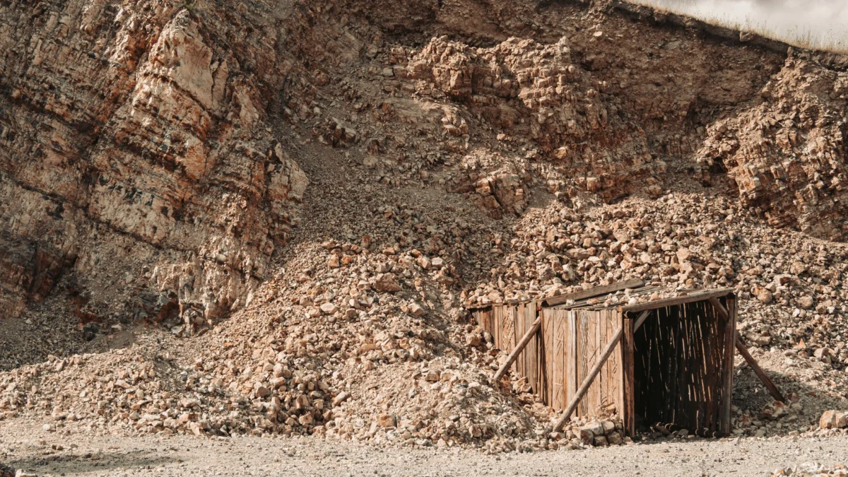 Gold mine collapse kills 5 miners in northern Afghanistan