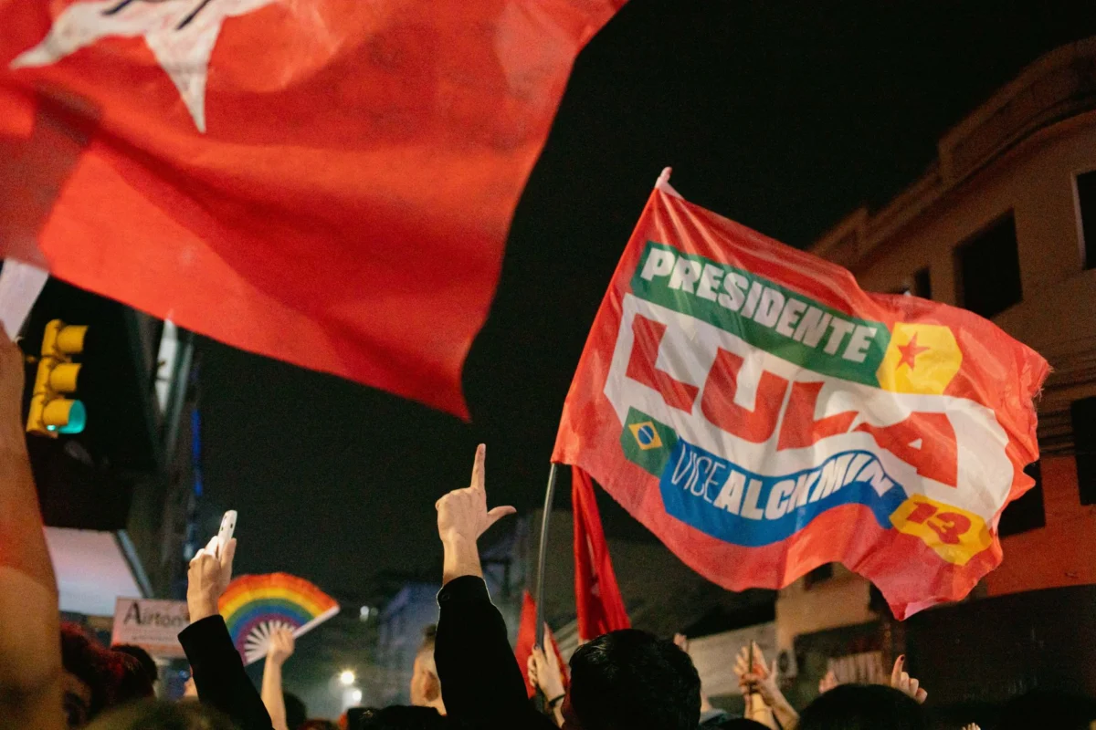 Lula da Silva Featured in Recent AP News Coverage